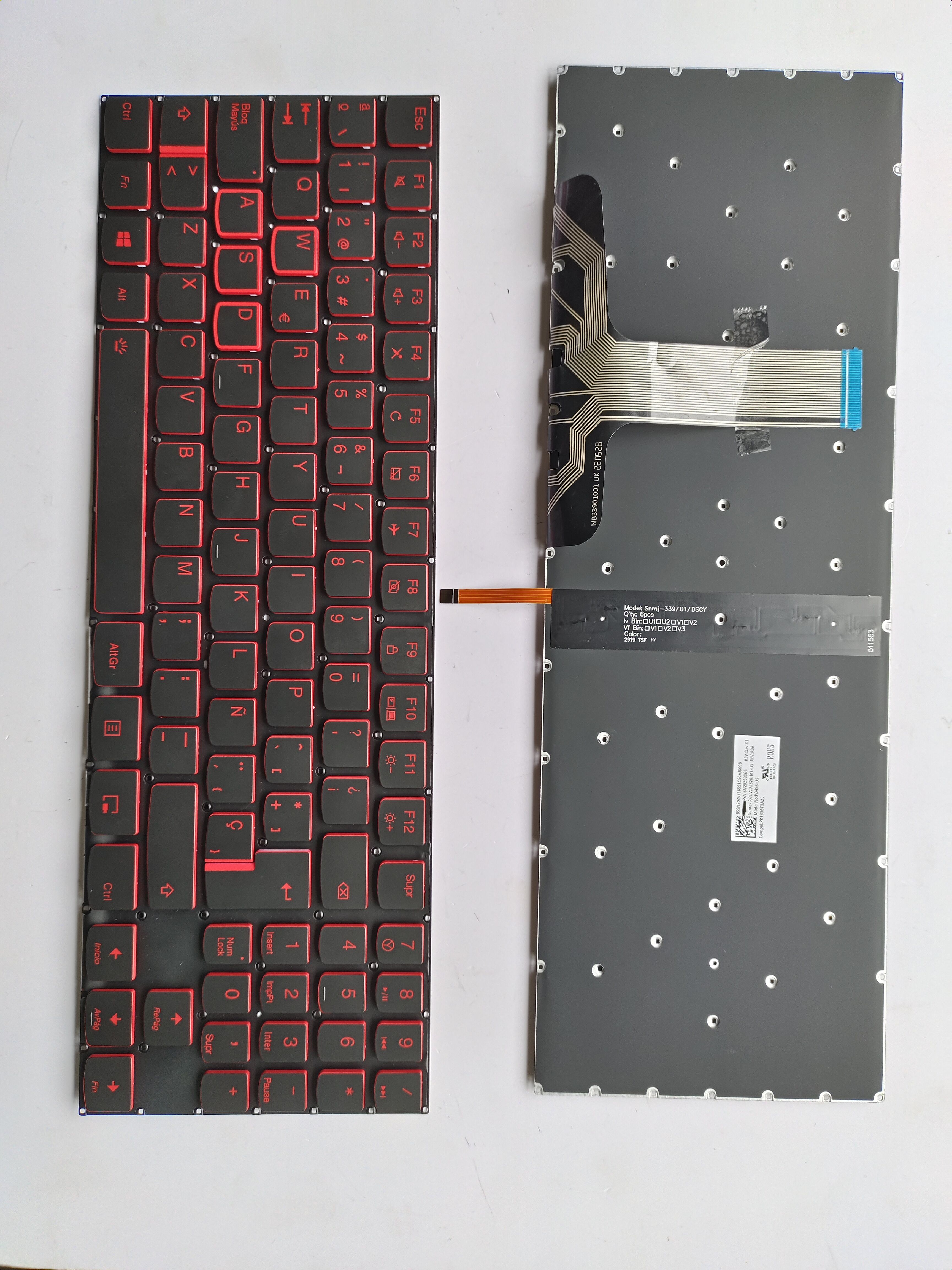 Picture of New Replacement Laptop Keyboard For LENOVO Y520/R720 BLACK Backlit,Red Printing,Red side (OEM) SP Layout